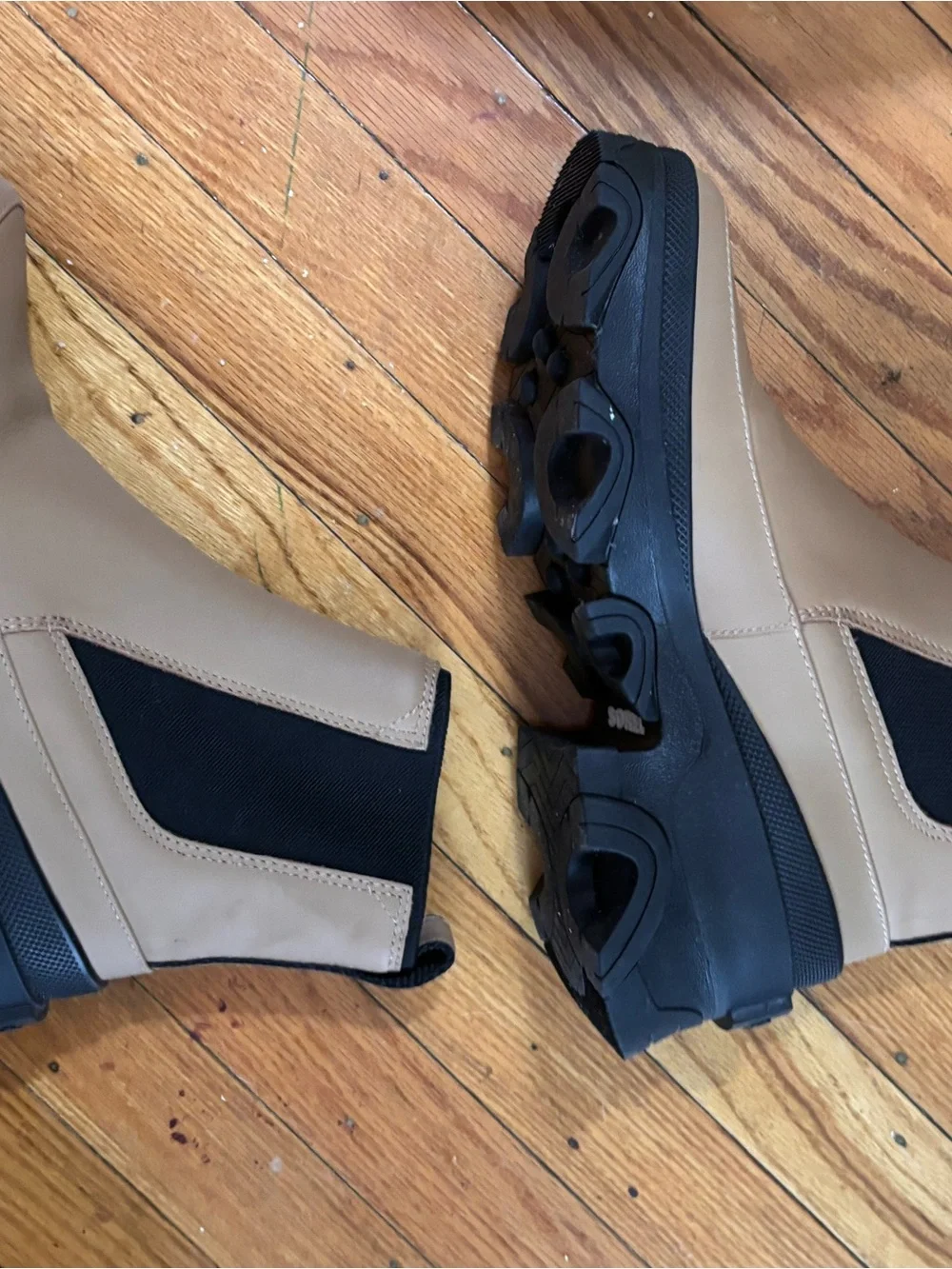 Sorel chunky lug
